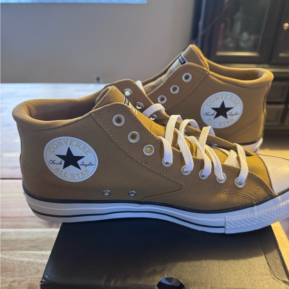 Converse High Top Sneakers - Big and Tall - size 13M 15W NIB